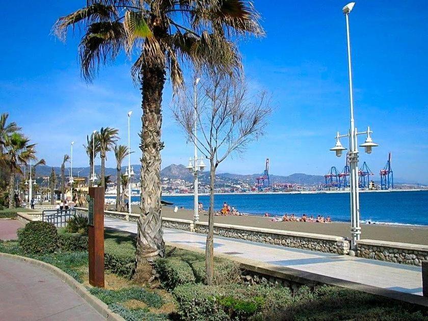 Guadalete Apartamentos Málaga Dış mekan fotoğraf